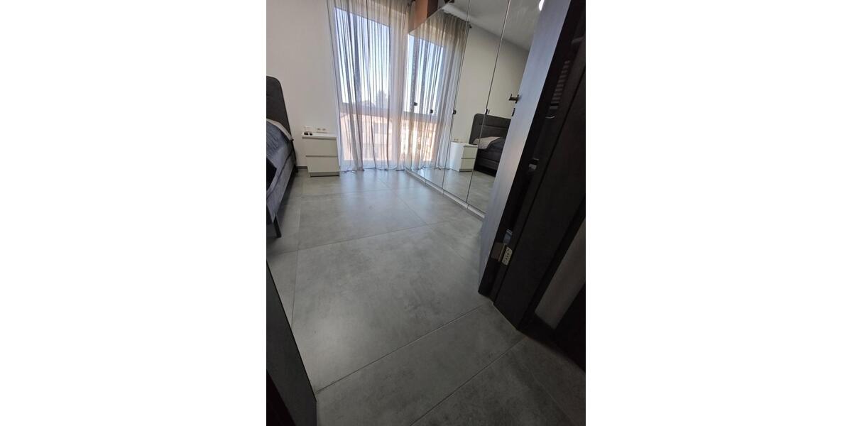 Maisonettenwohnung Oberderdingen - 5.5 Zimmer, 145 m&sup2;, 465.000&euro; | Angebot:24542966