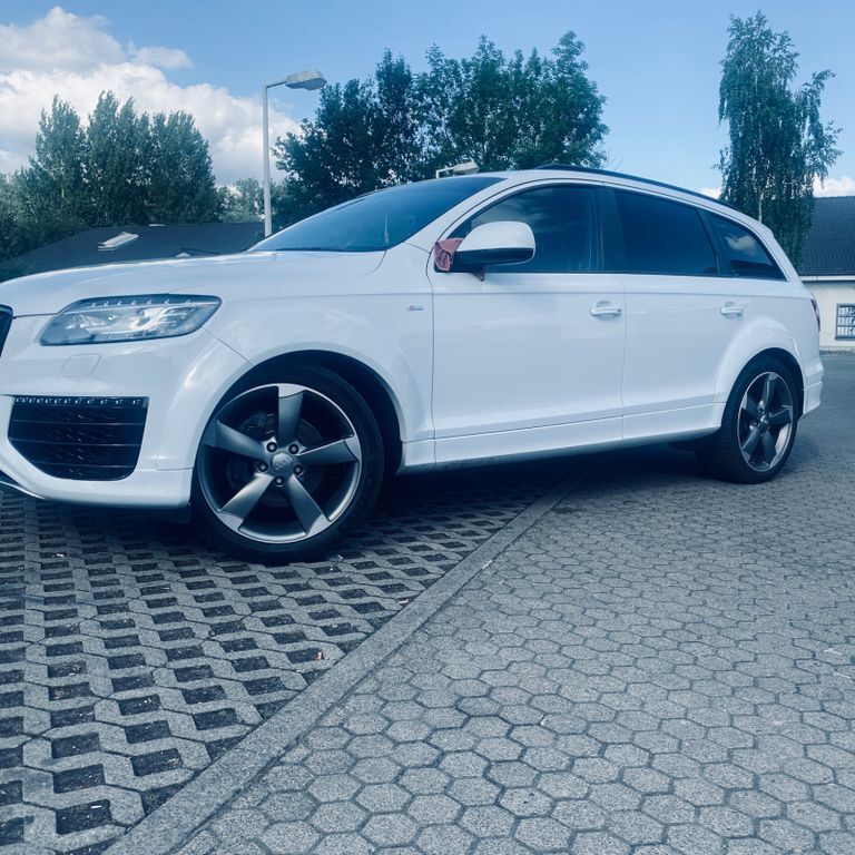 Audi Q7 302.000 km 14.900 € Lehrte 31275