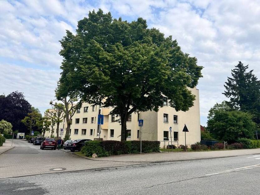4,5-Zi.-Eigentumswohnung mit gr. Balkon und Pkw-Außenstellplatz in Bad Schwartau (Mühlenteich)