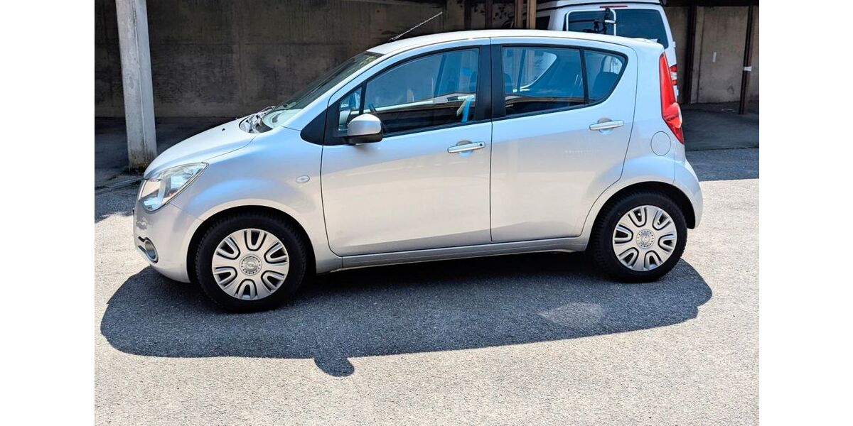 Opel Agila 84.500 km 2.900 &euro; Kiel 24111