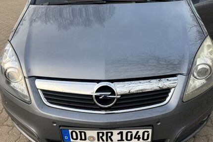 Opel Zafira 151.000 km 4.399 &euro; Barsbüttel 22885