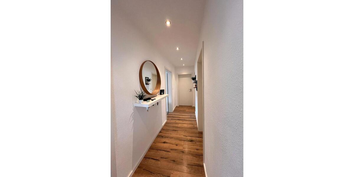 Dachgeschoßwohnung Schriesheim - 4 Zimmer, 86 m&sup2;, 1.100&euro; | Angebot:26286468