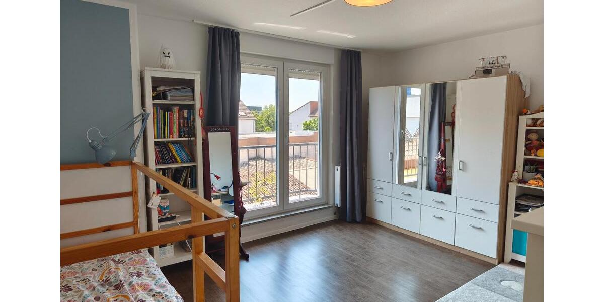 Etagenwohnung Dillingen (Saar) - 5 Zimmer, 134 m&sup2;, 210.000&euro; | Angebot:27118243