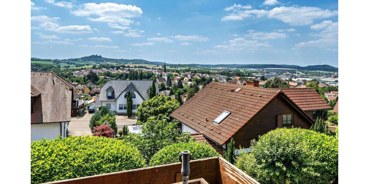 Einfamilienhaus Sinsheim Steinsfurt - 6 Zimmer, 241 m&sup2;, 639.000&euro; | Angebot:25997189