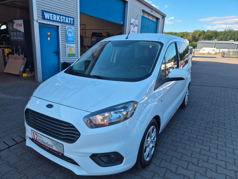 Ford Tourneo Courier 87.000 km 12.880 € Moerschbach 55494