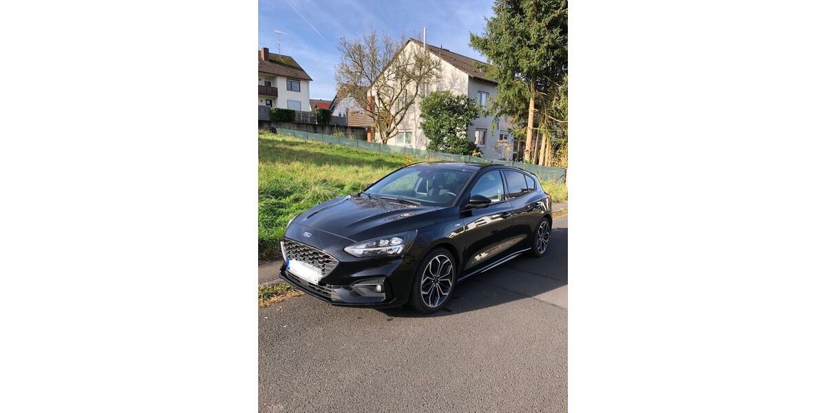 Ford Focus 102.000 km 8.900 &euro; Schöllkrippen 63825