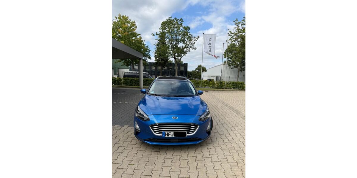 Ford Focus 178.000 km 10.900 &euro; Herford 32051
