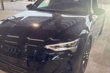 Audi e-tron 69.925 km 39.909 € Hagen 58091