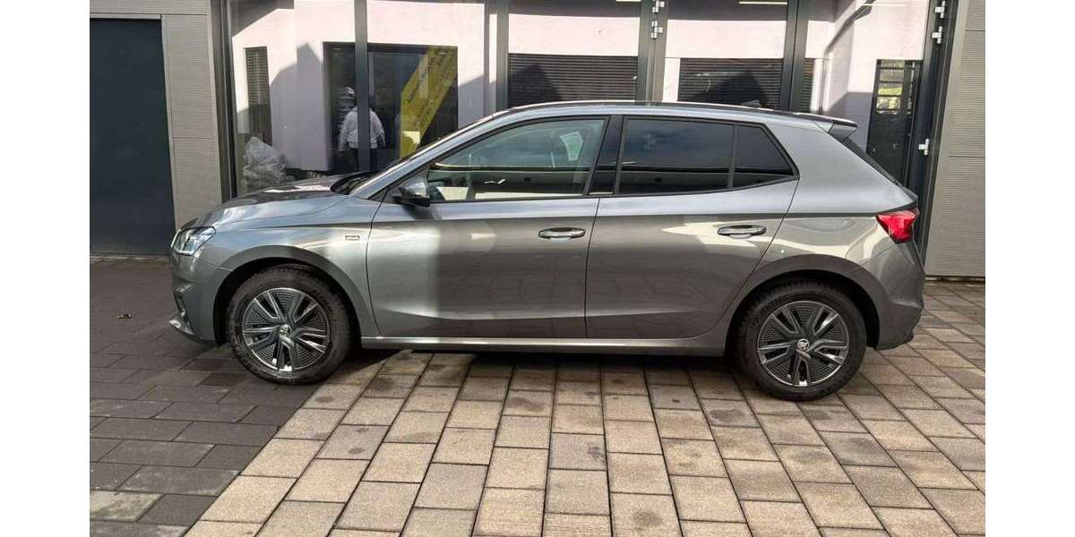 Skoda Fabia 25.550 km 20.750 &euro; Schmallenberg 57392