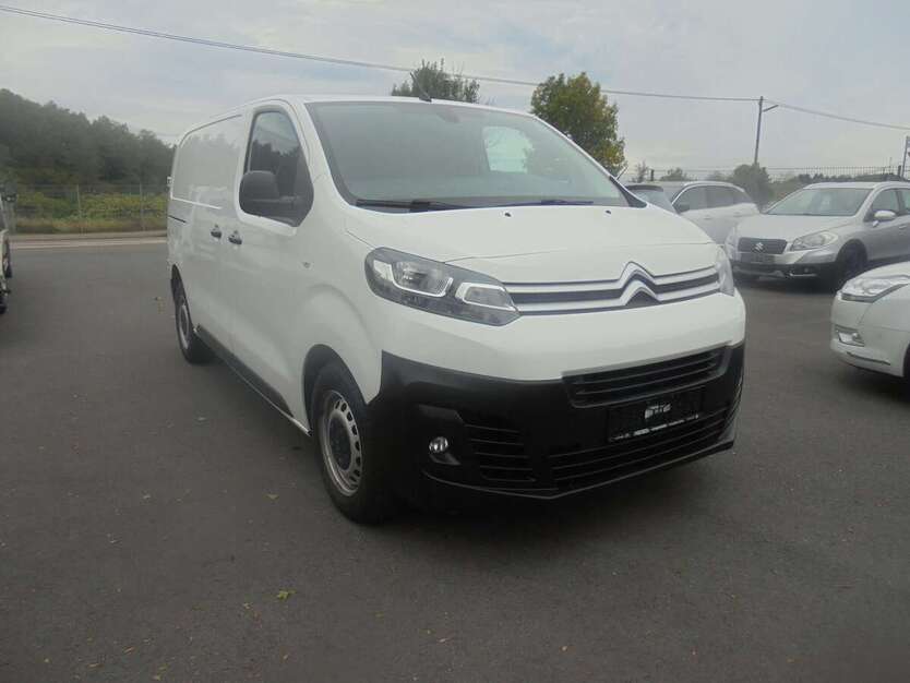 Citroen Jumpy 146.000 km 15.490 € Höhen 56462