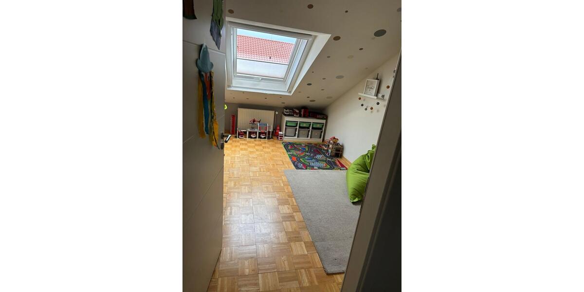 Etagenwohnung Helmstedt - 3 Zimmer, 92 m&sup2;, 148.000&euro; | Angebot:26051517