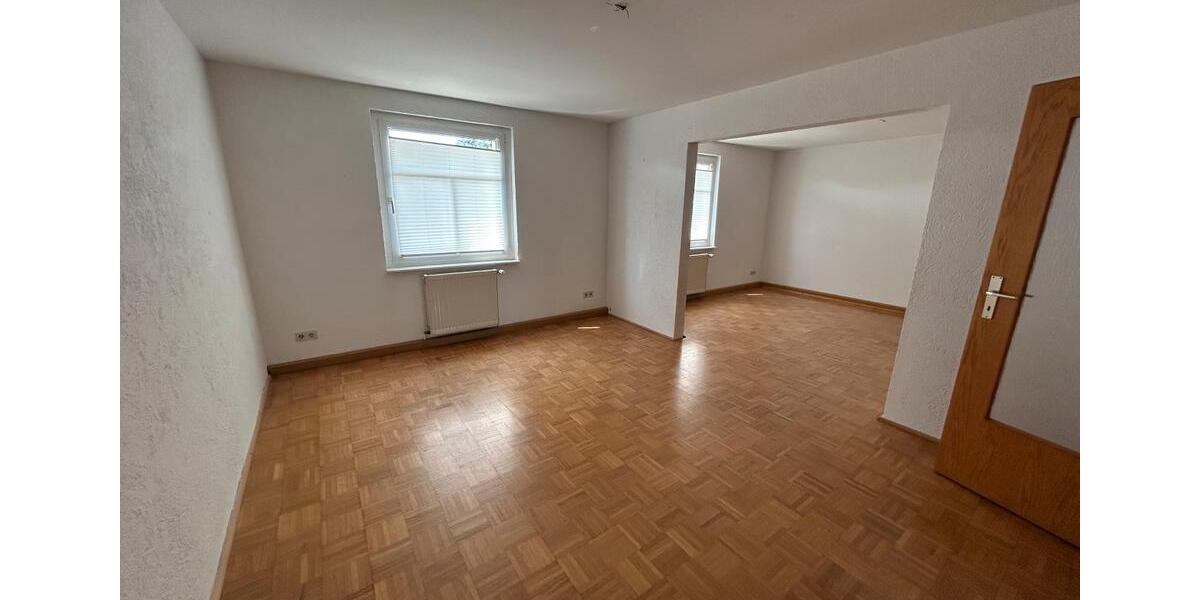 Erdgeschoßwohnung Arnstadt - 4 Zimmer, 110 m&sup2;, 229.500&euro; | Angebot:27166647
