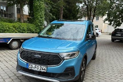 Ford Tourneo Connect 15.000 km 27.989 &euro; Erding 85435