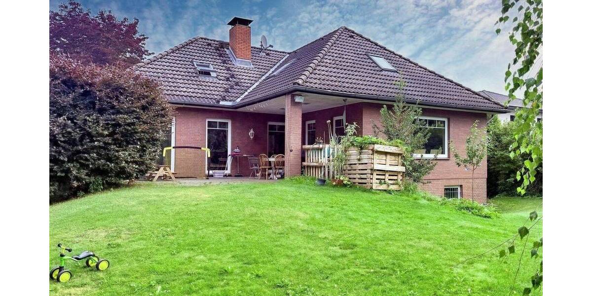 PROVISIONSFREI ! Großzügiges Einfamilienhaus in fantastischer Lage ! 8 zimmer