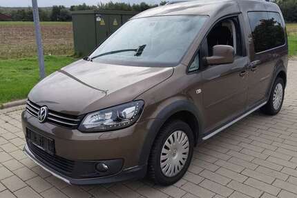 VW Caddy 235.895 km 7.499 &euro; Bramsche 49565