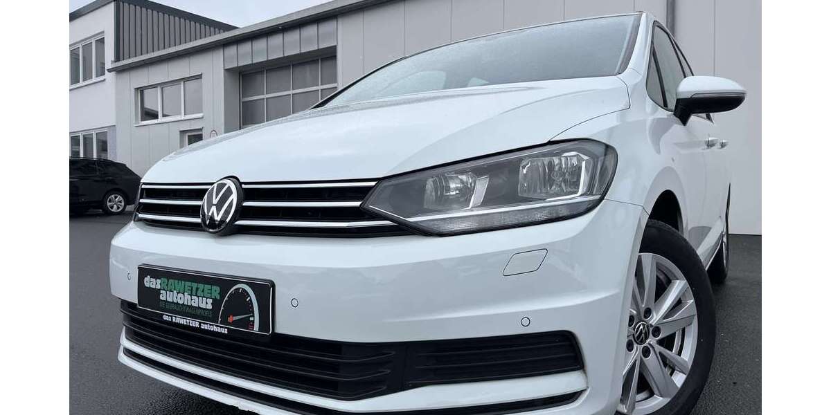 VW Touran 59.987 km 21.860 &euro; Marktredwitz 95615