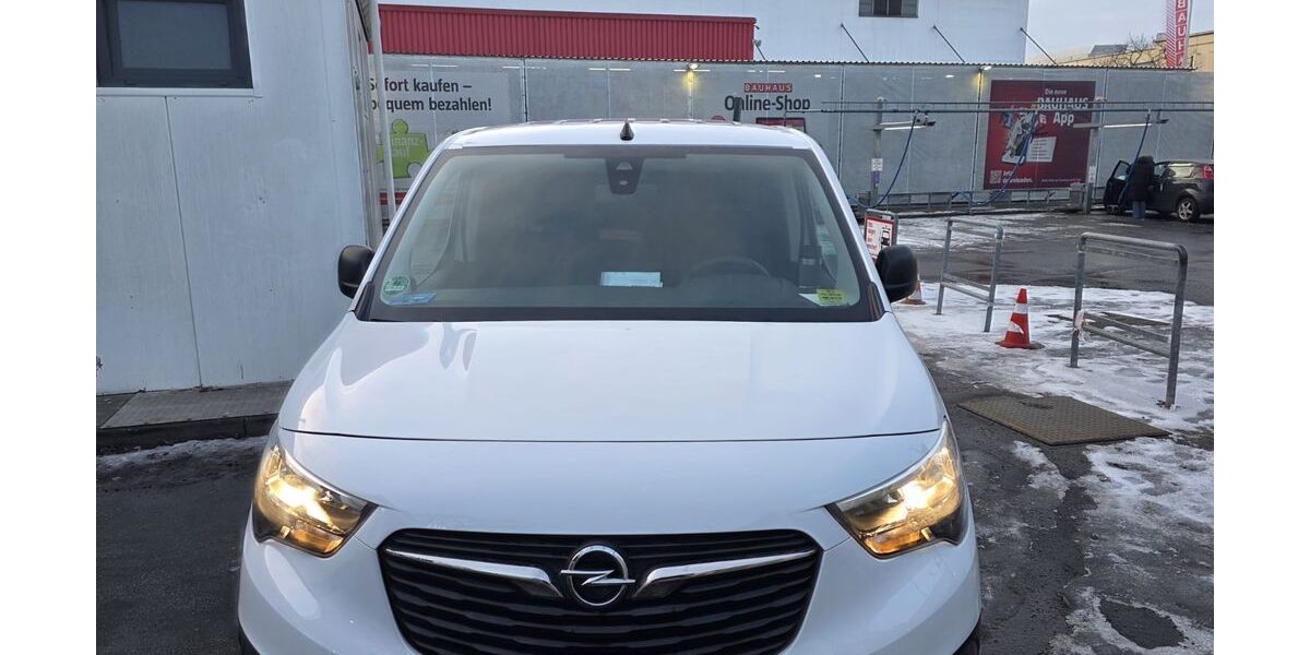 Opel Combo 17.800 km 16.500 &euro; Berlin 13437