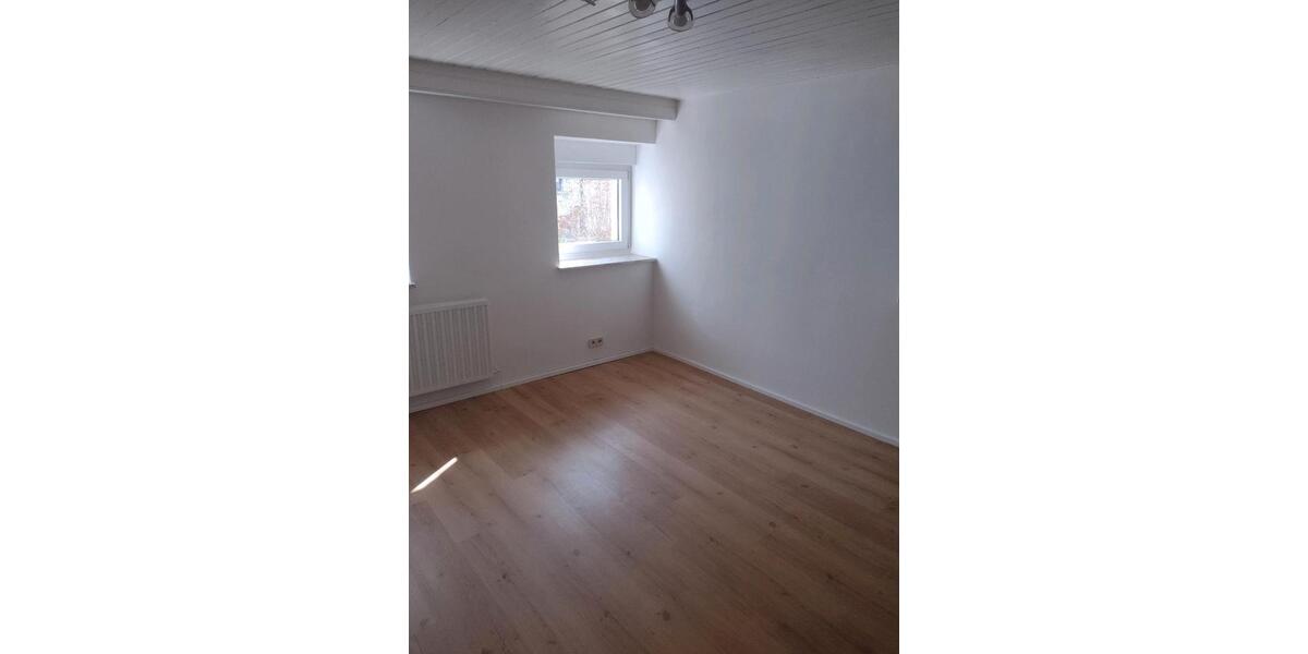 Erdgeschoßwohnung Karlsbad - 1.5 Zimmer, 31 m&sup2;, 480&euro; | Angebot:25980485