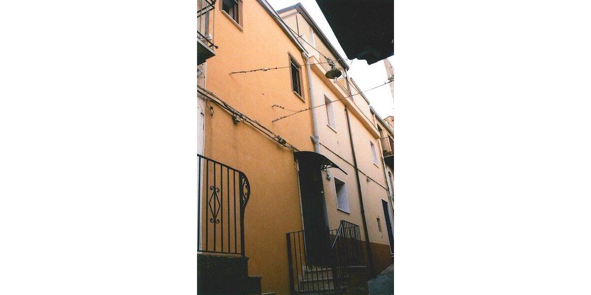 Reihenhaus Saarlouis - 1 Zimmer, 46 m&sup2;, 55.000&euro; | Angebot:26918973