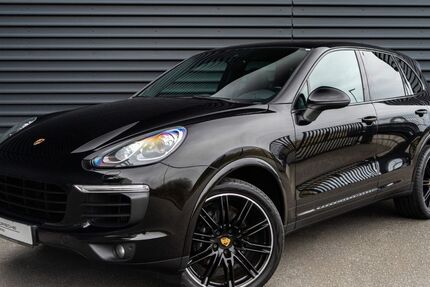 Porsche Cayenne 82.025 km 52.900 &euro; Papendorf 18059