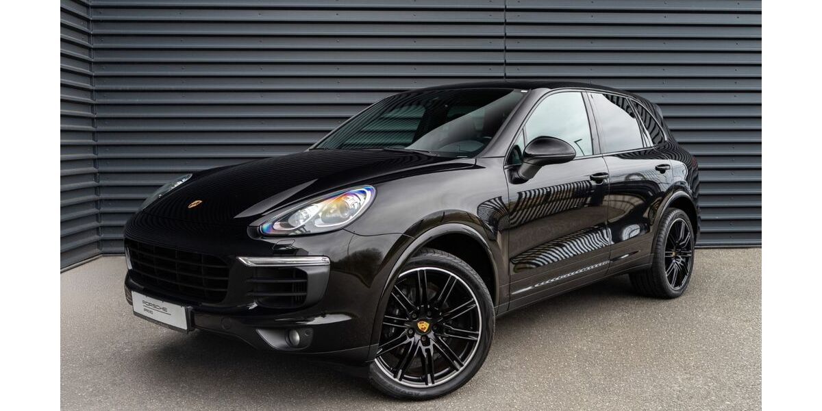 Porsche Cayenne 82.025 km 52.900 &euro; Papendorf 18059