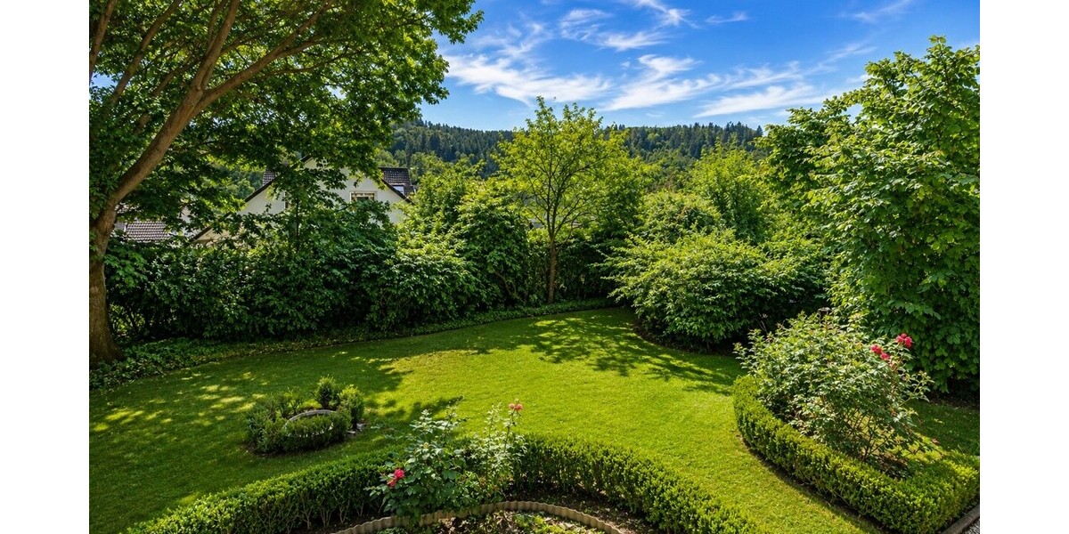 Großes Familienhaus am Sonnenhang mit Doppelgarage - Einfamilienhaus Eppstein-Vockenhausen Vockenhausen | Angebot:27120640