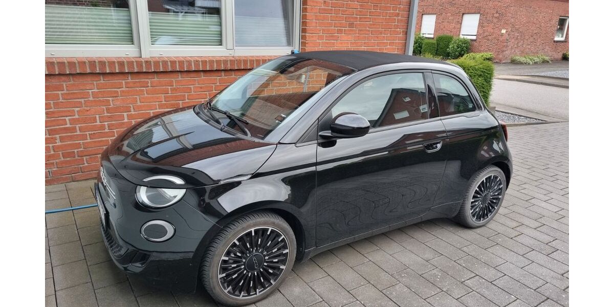 Fiat 500e 24.000 km 17.700 &euro; Stadtlohn 48703