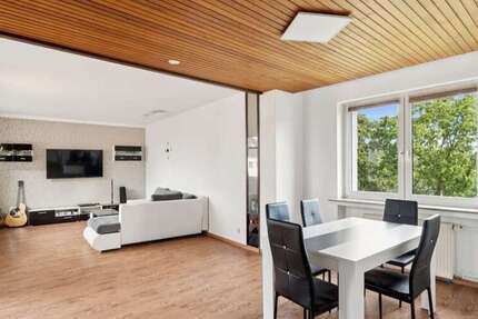 Wohnung zum Kaufen in Bremen Vegesack 185.000 € 87.89 m²