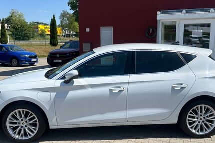 Seat Leon 113.200 km 15.899 &euro; Aicha vorm Wald 94529