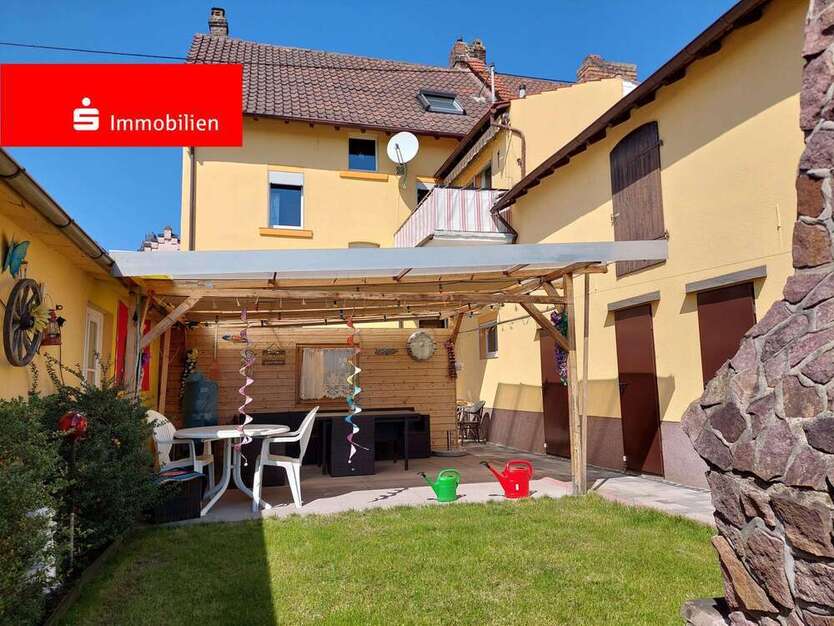 Haus zum Kaufen in Frankfurt 595.000 € 159 m²
