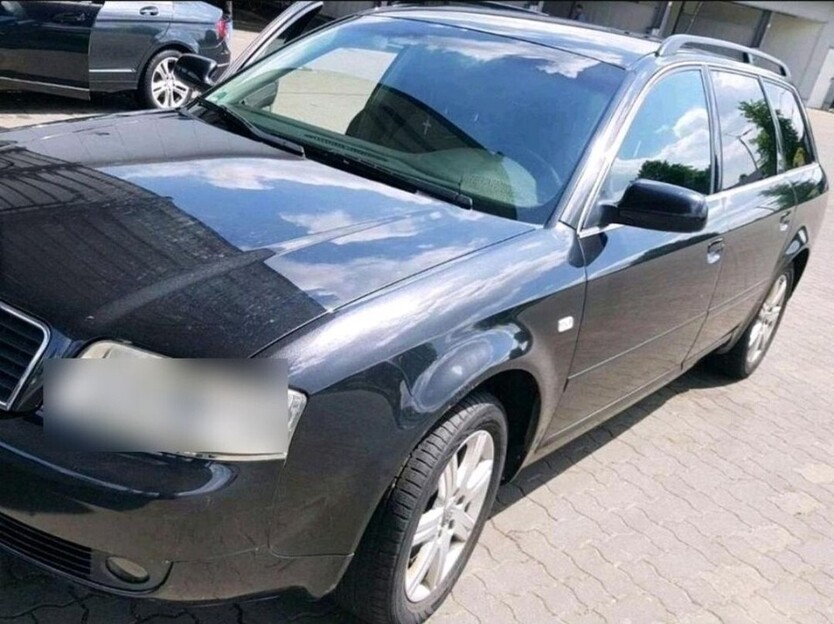 Audi A6 385.000 km 2.600 € Detmold 32756
