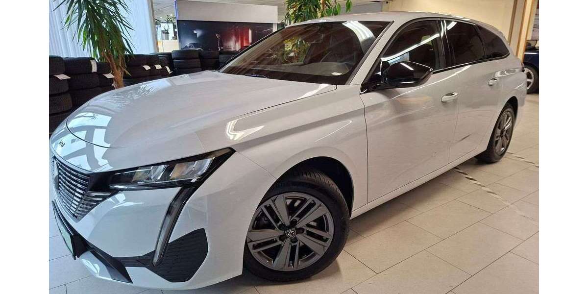 Peugeot 308 18.900 km 22.990 € Hainichen 09661