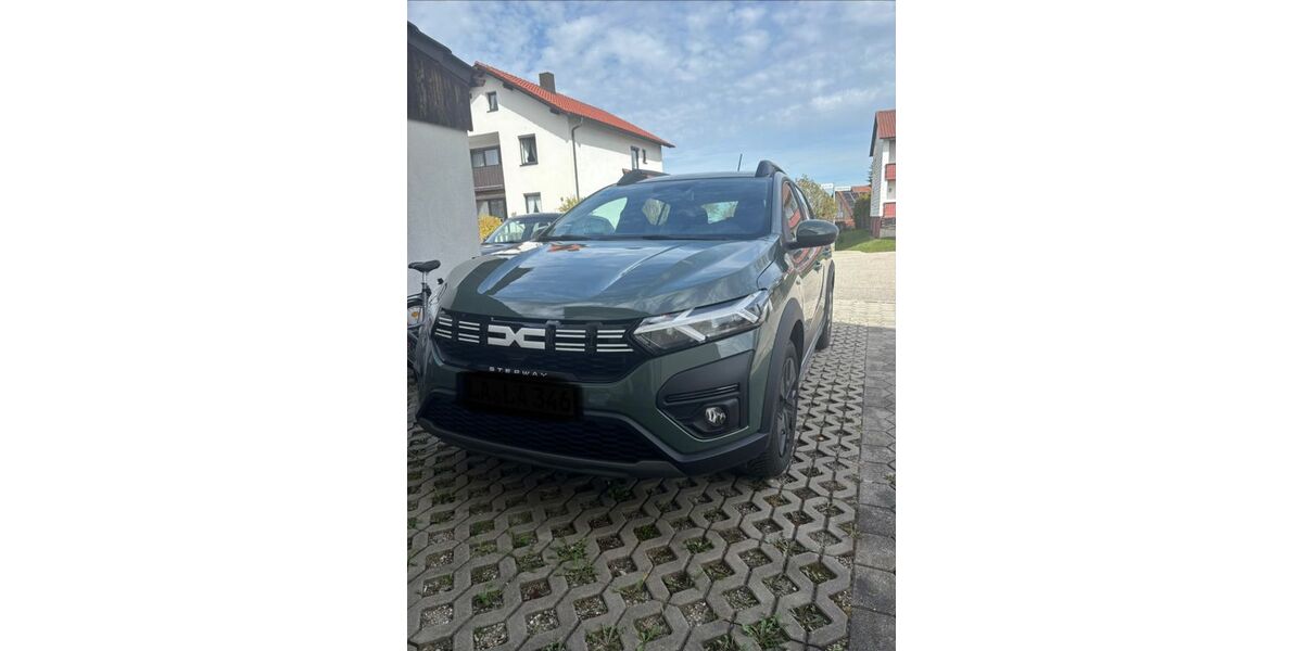 Dacia Sandero 19.000 km 15.400 &euro; Velden 84149