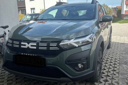 Dacia Sandero 19.000 km 15.900 &euro; Velden 84149