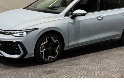 VW Golf 25.580 km 33.430 &euro; Torgau 04860