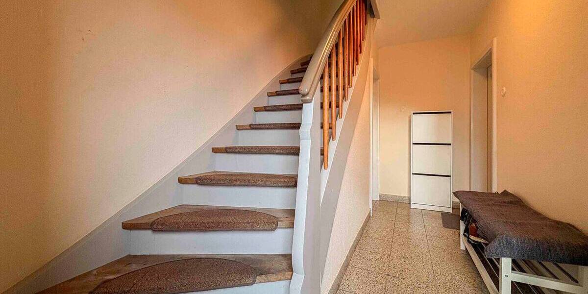 Mehrfamilienhaus, Wohnhaus Mering - 9 Zimmer, 595.000&euro; | Angebot:26037406