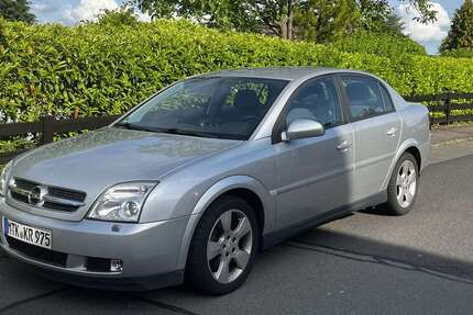 Opel Vectra 80.000 km 2.600 &euro; Êppstein 65817