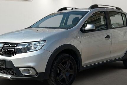 Dacia Sandero 68.216 km 7.699 &euro; Berlin 12681