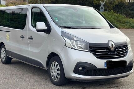 Renault Trafic 262.000 km 10.300 &euro; Offenburg 77654