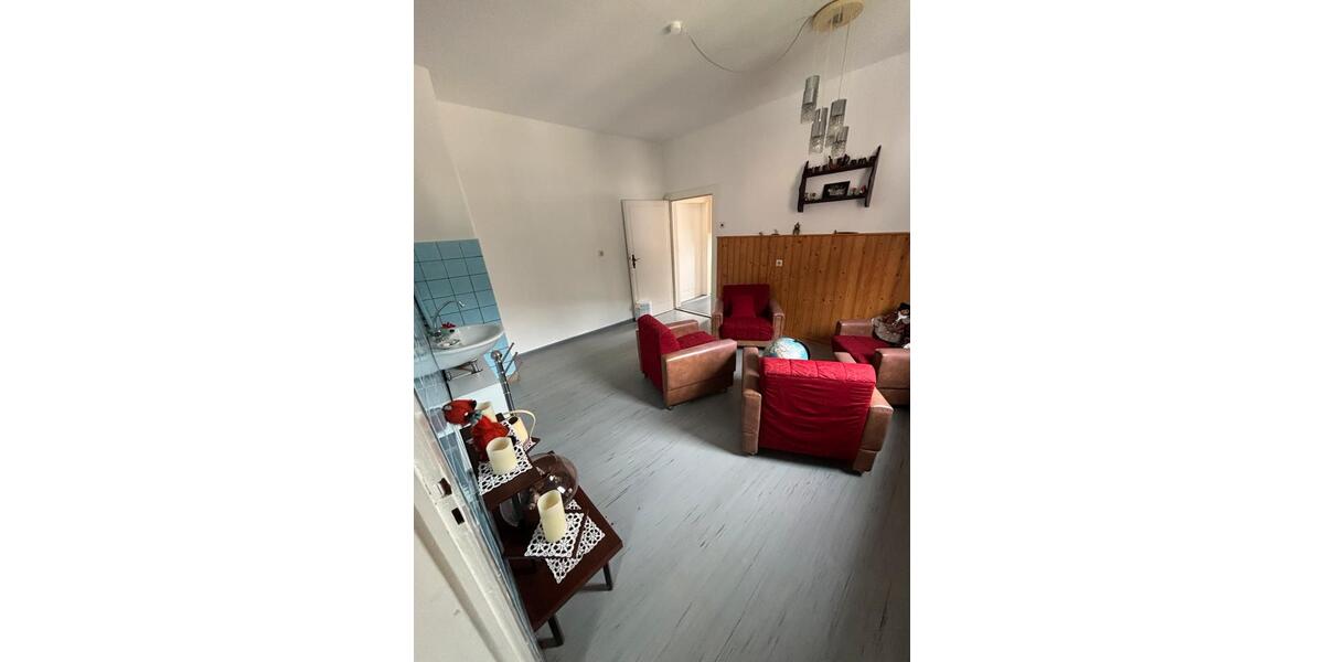 Reihenhaus Ohrdruf - 7 Zimmer, 128 m&sup2;, 150.000&euro; | Angebot:26962381