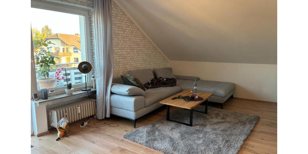 Dachgeschoßwohnung Petersberg - 3 Zimmer, 103 m&sup2;, 310.000&euro; | Angebot:26578461