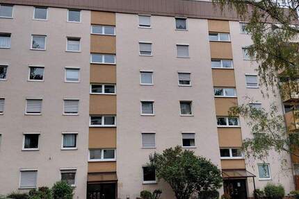 Top renov. 4 Zi. Whg 89 m², 5.OG zentr. Lage, Nbg-Nord, Ebk auf Wunsch, Balk. Lift, Stellpl. 4 zimmer