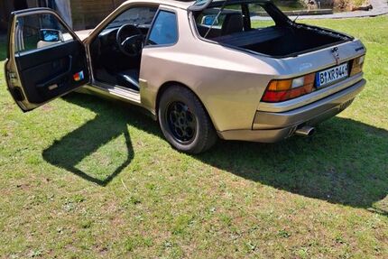 Porsche 944 323.000 km 13.999 &euro; Berlin 12589