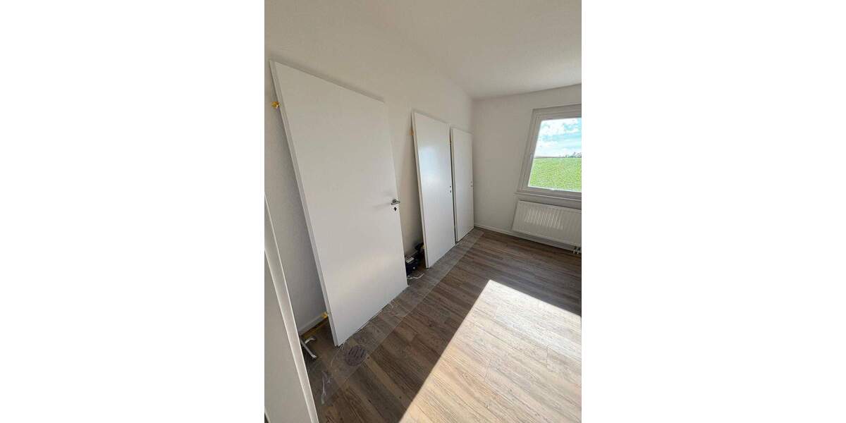 Etagenwohnung Leisnig Kroptewitz - 3 Zimmer, 65 m&sup2;, 355&euro; | Angebot:24826062