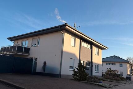 Zweifamilienhaus in HelpupEG 98qmOG108qmEnergieklasse A zimmer