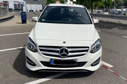 Mercedes B 180