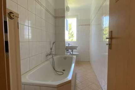 Wohnung Lutherstadt Wittenberg - 2 Zimmer, 49 m&sup2;, 280&euro; | Angebot:27009484
