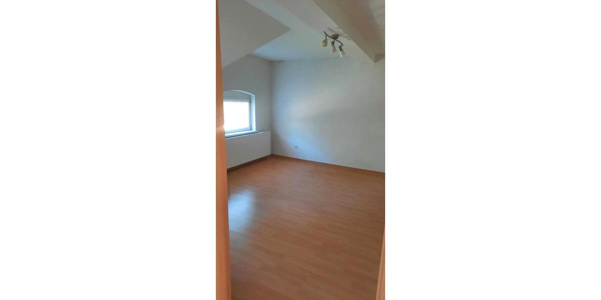 Etagenwohnung Nuthe-Urstromtal Urstromtal - 4 Zimmer, 95 m&sup2;, 105.000&euro; | Angebot:27521372