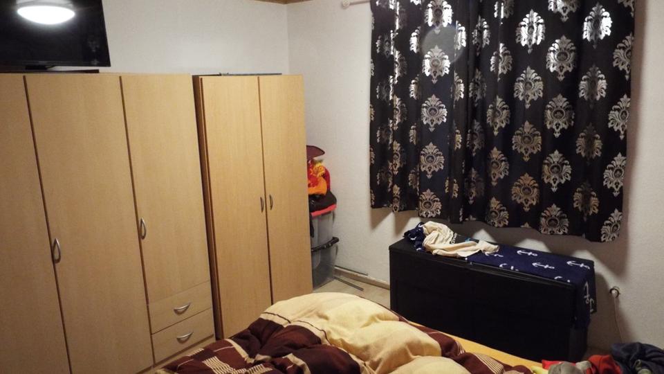 HofSaale 2-Zimmer , Küche , Bad mit eventueller GArtennutzung 2 zimmer