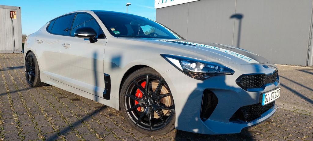 Kia Stinger 64.475 km 29.500 &euro; Laubach 35321